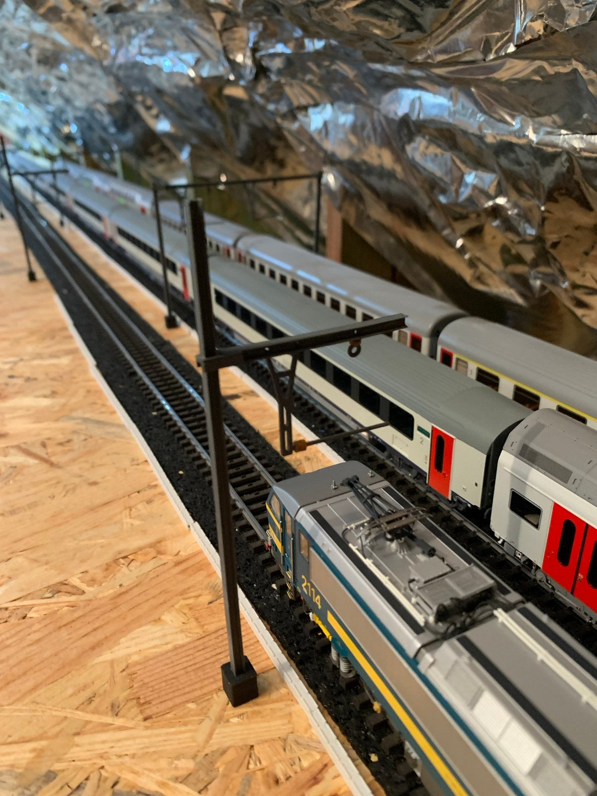 NMBS bovenleidingsportalen, Hobby en Vrije tijd, Overige merken, Gelijkstroom of Wisselstroom, Overige typen, Nieuw