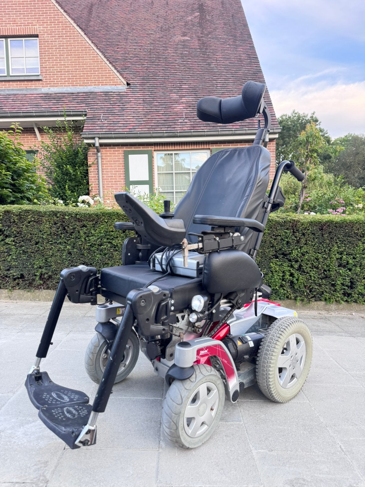 Invacare Storm Fauteuil électrique chaise roulante handicape, Divers, Enlèvement ou Envoi, Pliant, Comme neuf, Fauteuil roulant électrique