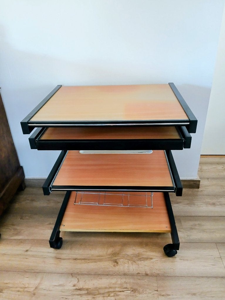 Table informatique à roulettes, 4 plaont 1 coulissant, Moins de 70 cm, Moins de 70 cm, Moins de 40 cm, Enlèvement