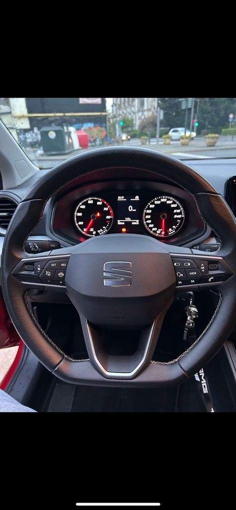 Seat ibiza 1.0 tsi, Achat, Boîte manuelle, 5 portes, Particulier