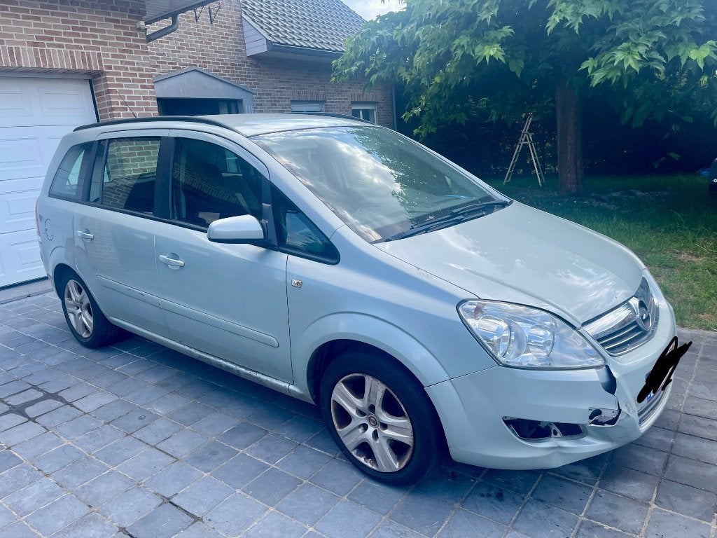 Opel Zafira 1.6i  2010—benzine  onderdelen/export/project, Autos, Opel, Particulier, Zafira, Essence, Euro 4, Break, 5 portes