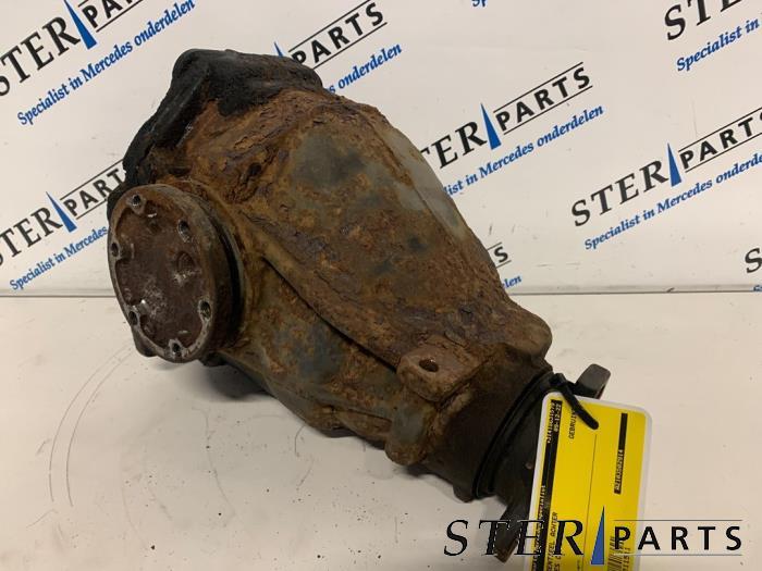 Différentiel arrière d'un Mercedes C-Klasse, 3 mois de garantie, Utilisé, -, -