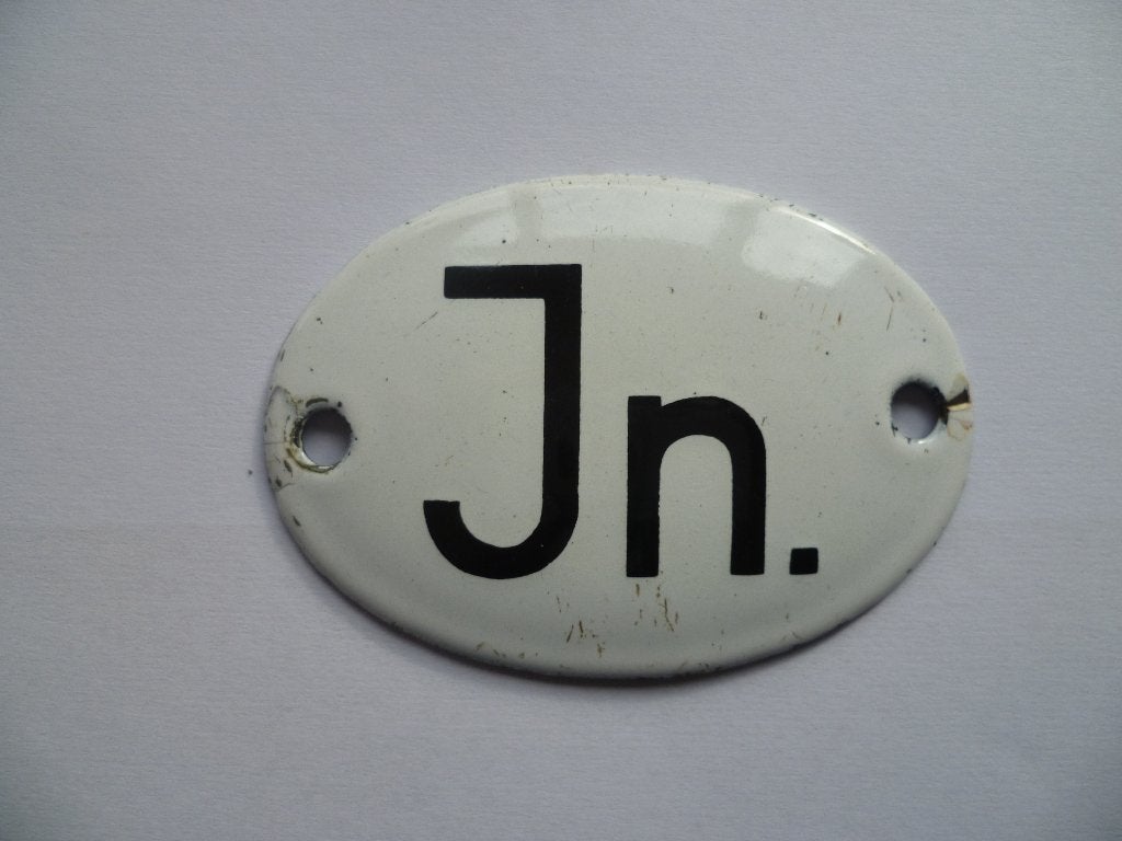 OUD EMAILLE BORDJE MET LETTERS"JN"jaren 60/70, Verzamelen, Ophalen of Verzenden, Gebruikt, Reclamebord