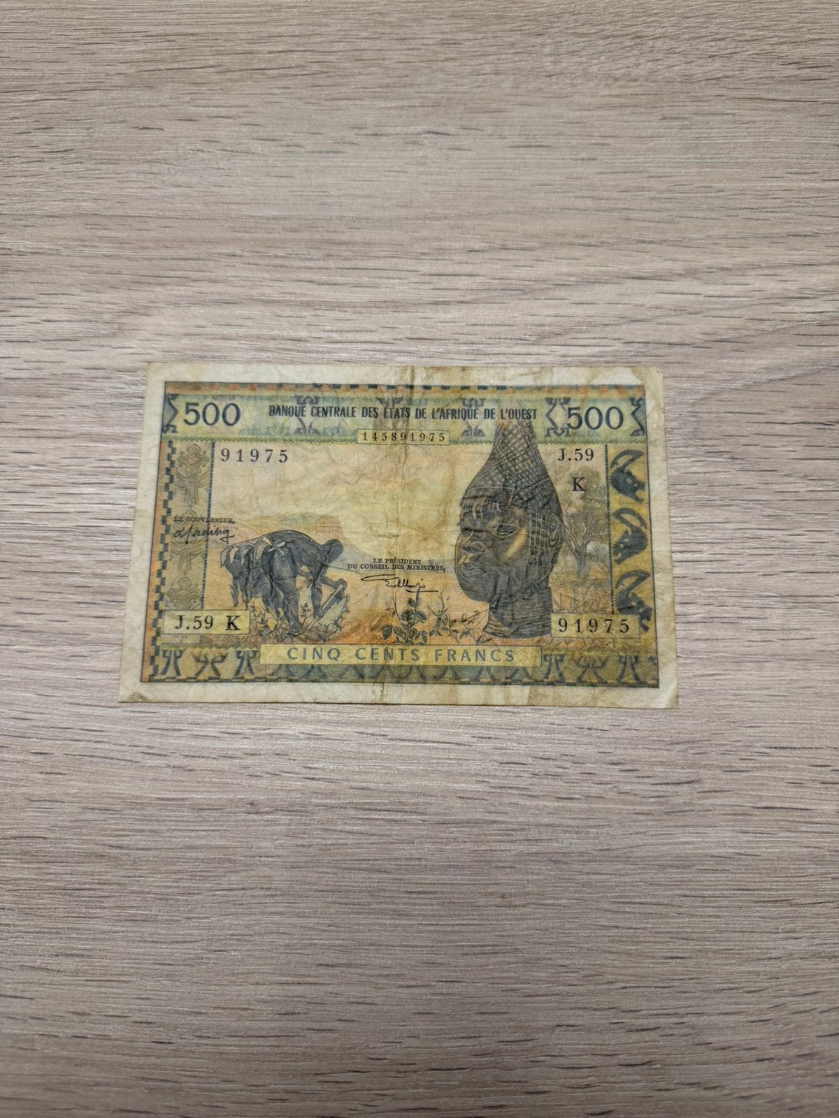 500 francs africa, Postzegels en Munten, Bankbiljetten | Europa | Niet-Eurobiljetten, Ophalen of Verzenden