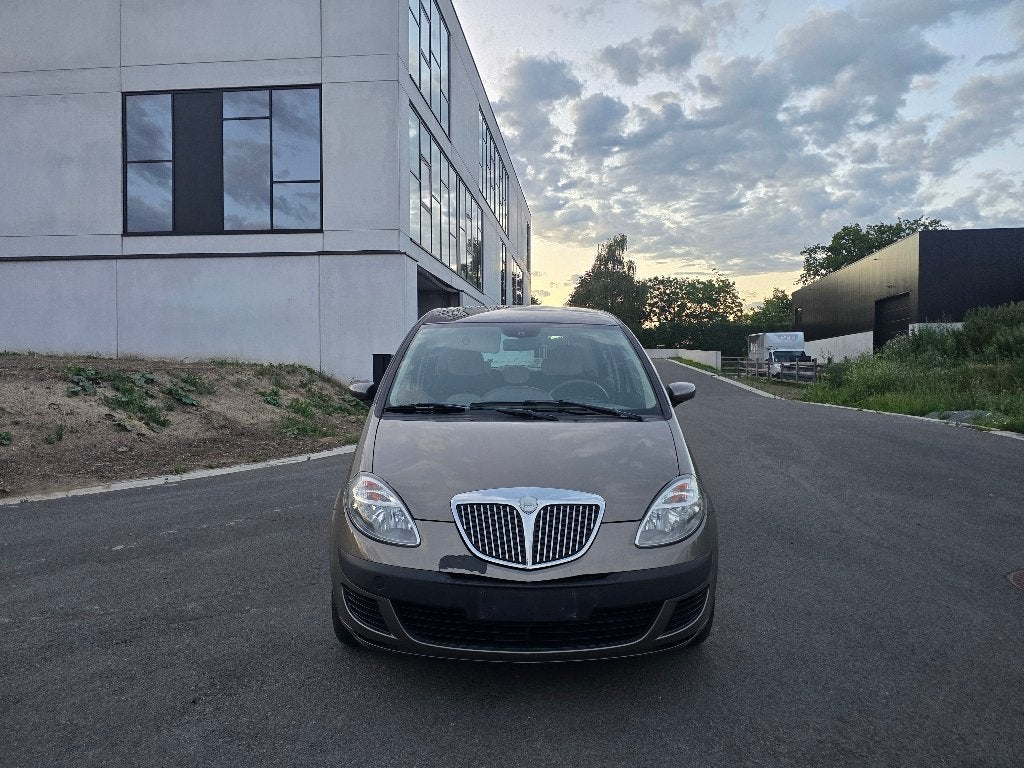 Lancia Musa 1.3 Multijet - 94 000 km - 10/2007, Auto's, Voorwielaandrijving, 4 deurs, Stof, Bruin
