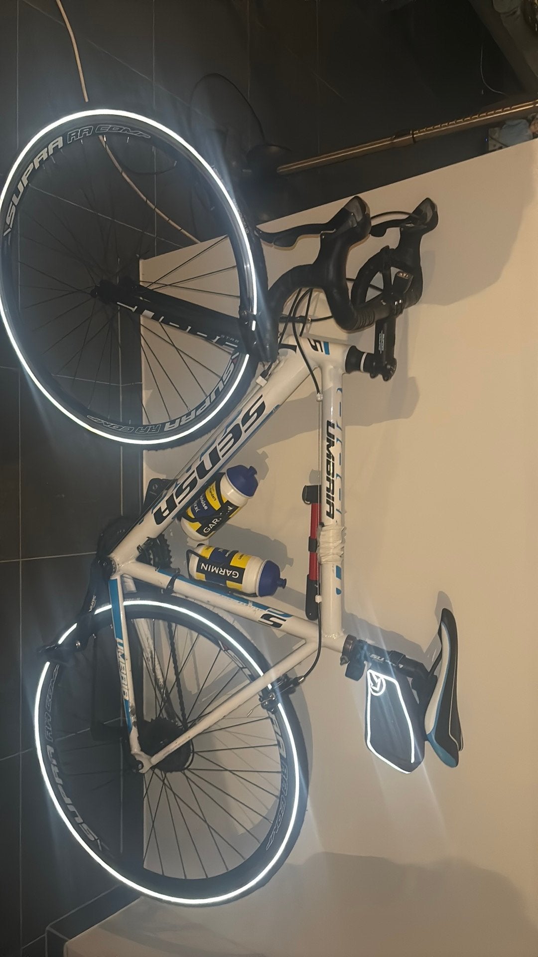 Koersfiets, Fietsen en Brommers, Ophalen, Zo goed als nieuw