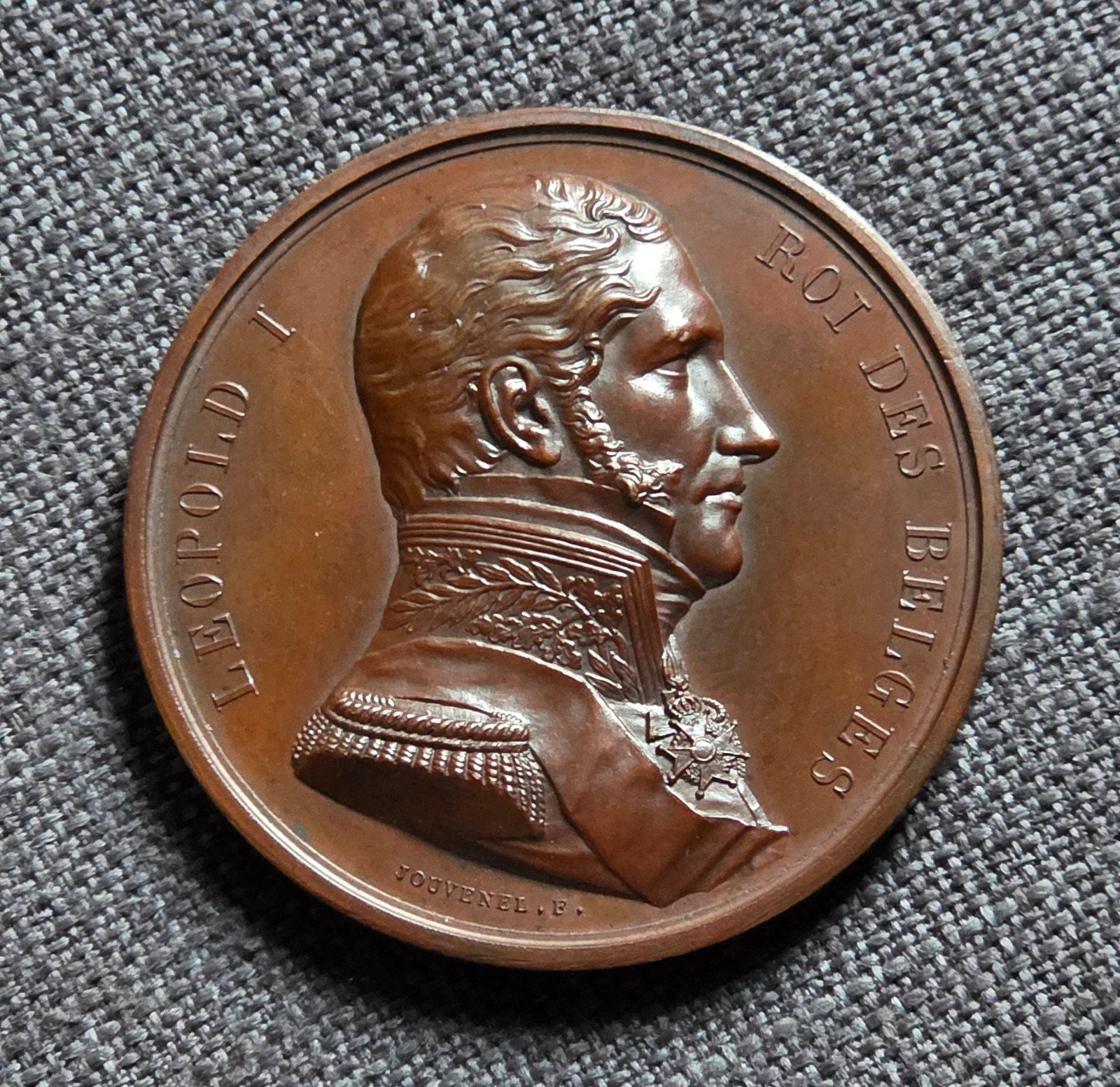 medaille Leopold I "donné par le Roi " Jouvenel brons, Postzegels en Munten, Ophalen of Verzenden
