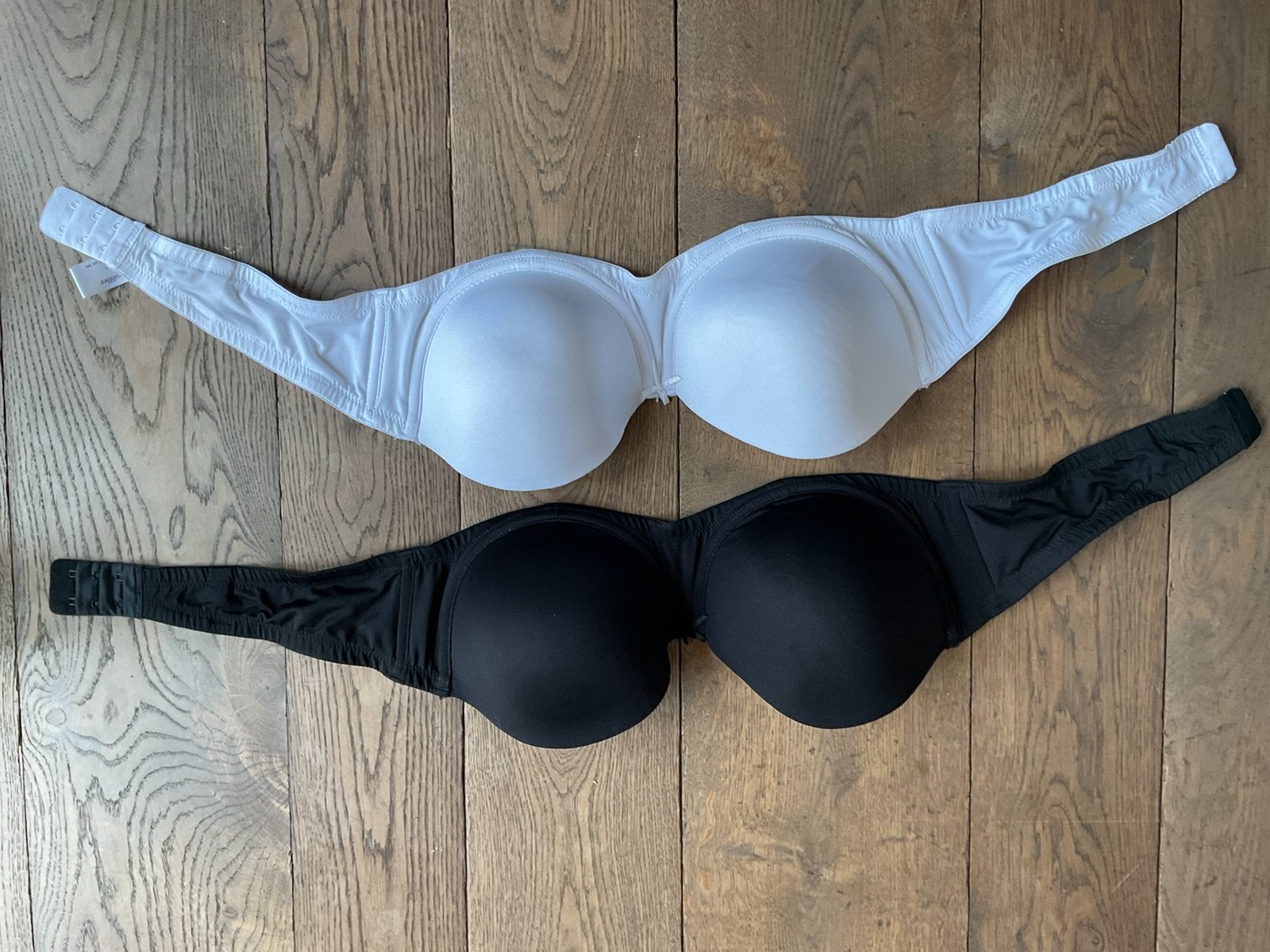 2 nouveaux soutiens-gorge Hunkemöller sans bretelles, Vêtements | Femmes, Enlèvement ou Envoi