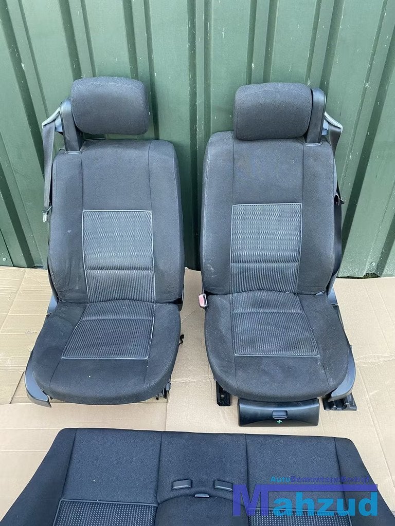 BMW 3 SERIE E46 Zwart stof interieur compleet cabrio, Auto-onderdelen, Petuelring 130
80788  Munich, DE, Gebruikt, Info@bmw.de
