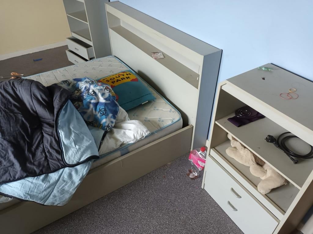 Gratis zelf ophalen in Mesen, Dieren en Toebehoren, Ophalen