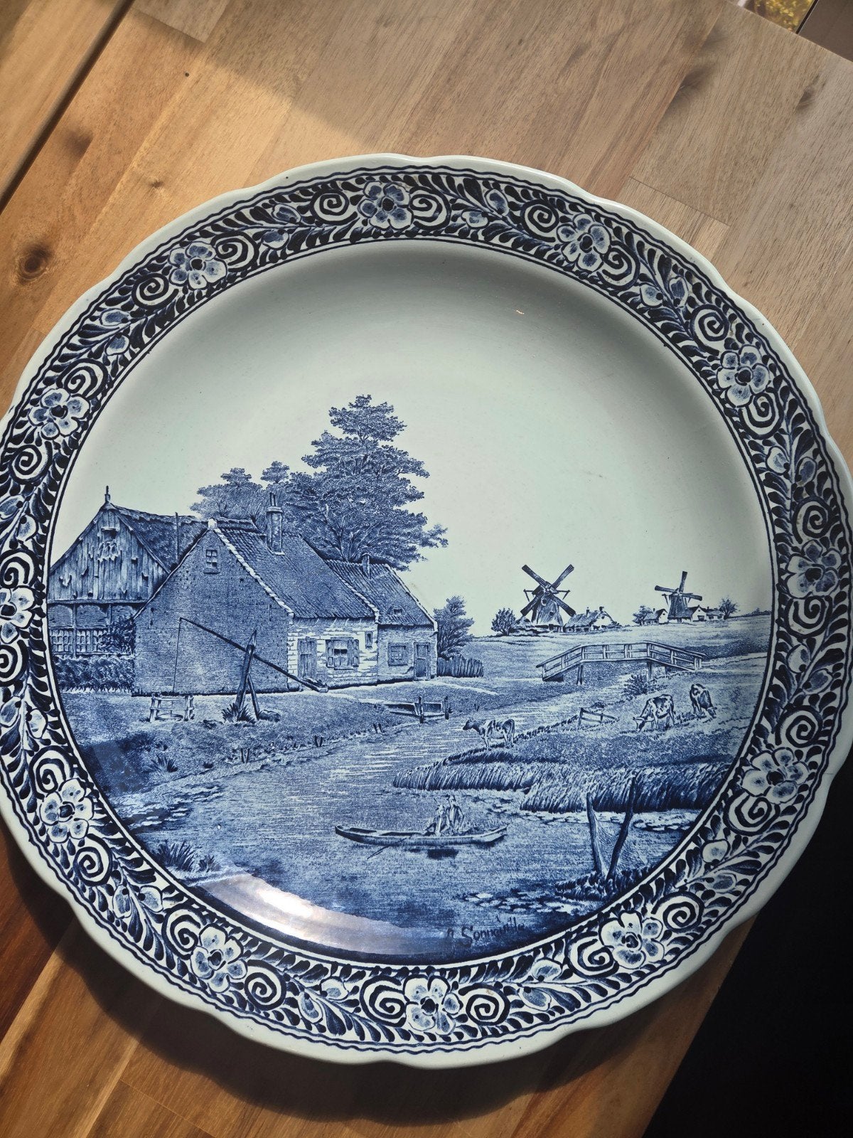 Groot Boch Belgium Delfts wandbord – J. Sonneville – 39 cm, Ophalen