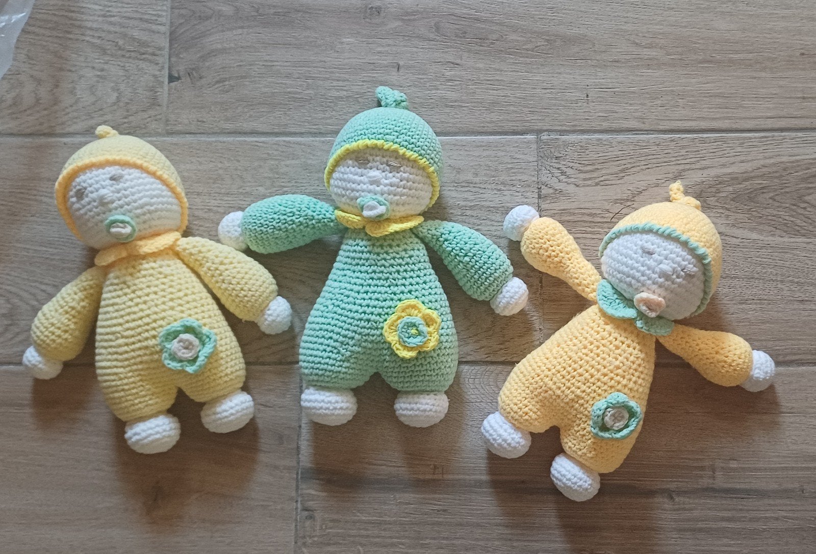 babypopjes gehaakt, Enlèvement