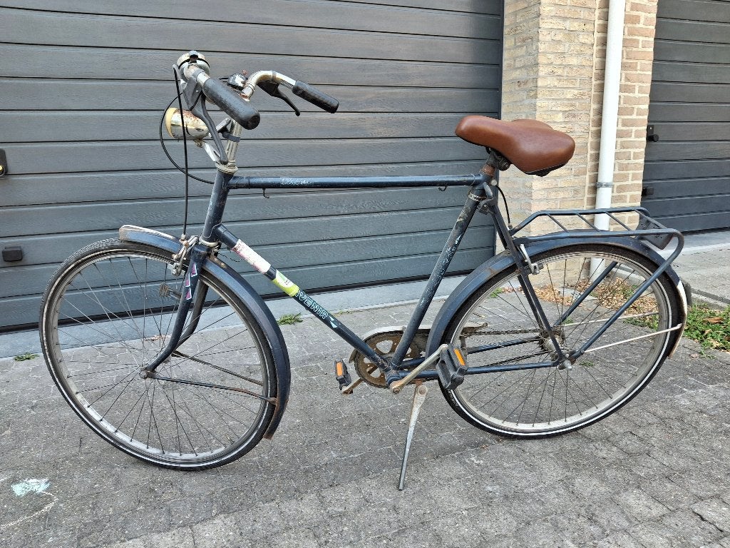 Oude herenfiets L'avenir, Gebruikt, Velgrem, Versnellingen, 49 tot 53 cm