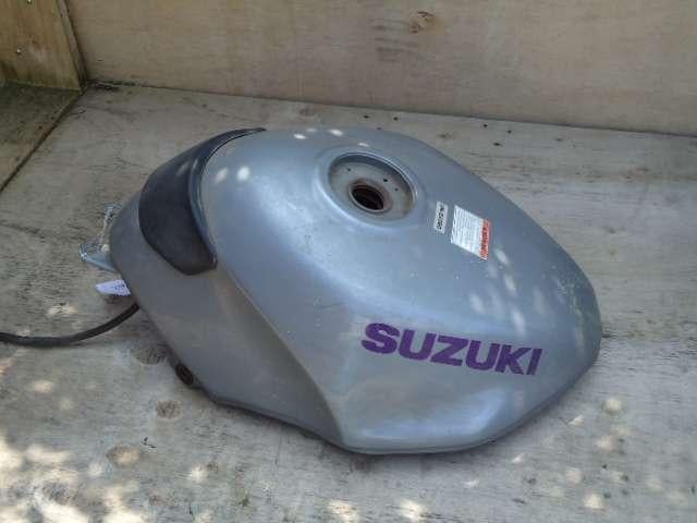 RF600 1993 - 1997 Suzuki Benzinetank D1-11375, Motoren