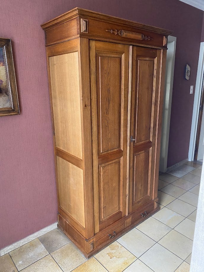 Armoire de hall, Enlèvement