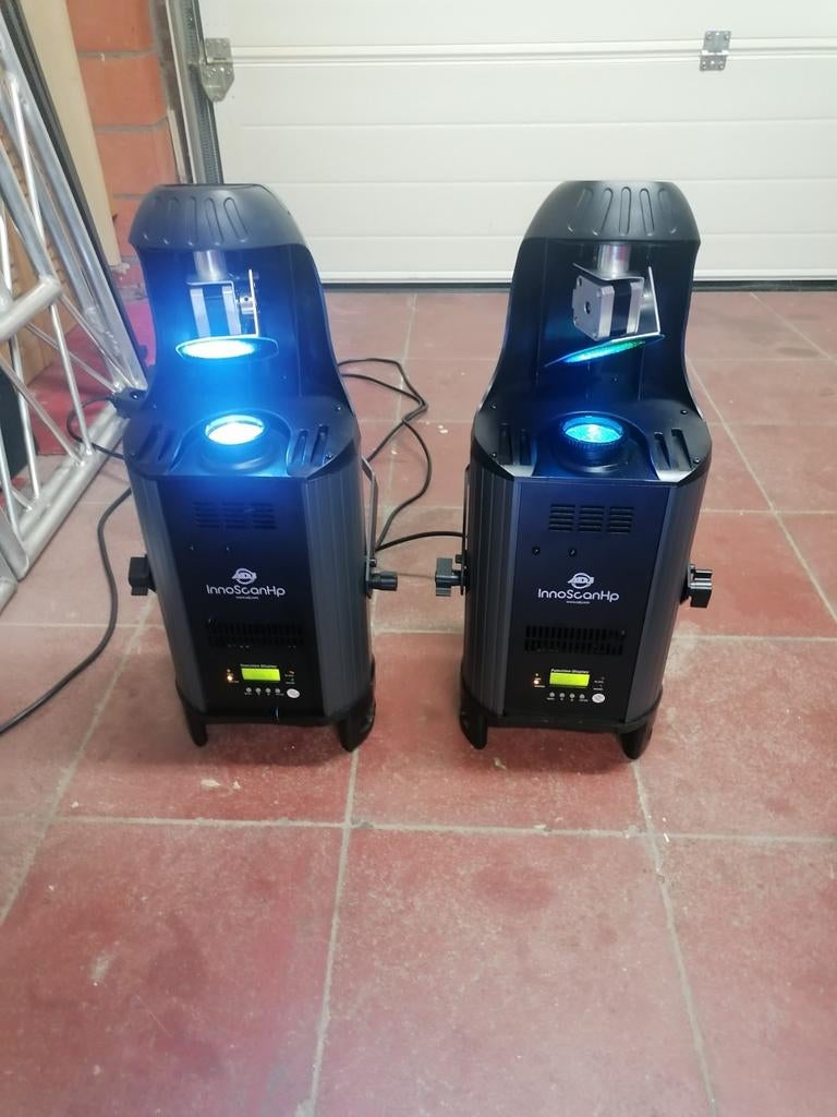 2 x ADJ InnoScan HP + flightcase, Muziek en Instrumenten, Ophalen