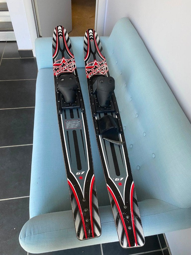 Waterski's Jobe, Watersport en Boten, Waterski's, Ophalen, Gebruikt, 160 cm of meer, Waterski's