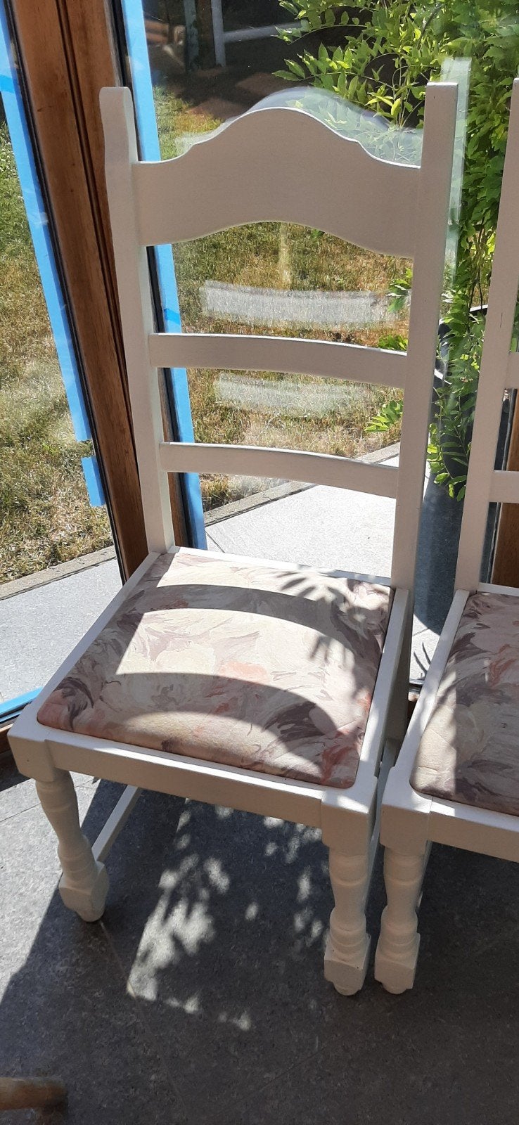 6 witte stoelen, Ophalen, Gebruikt, Eikenhout, Vijf personen of meer