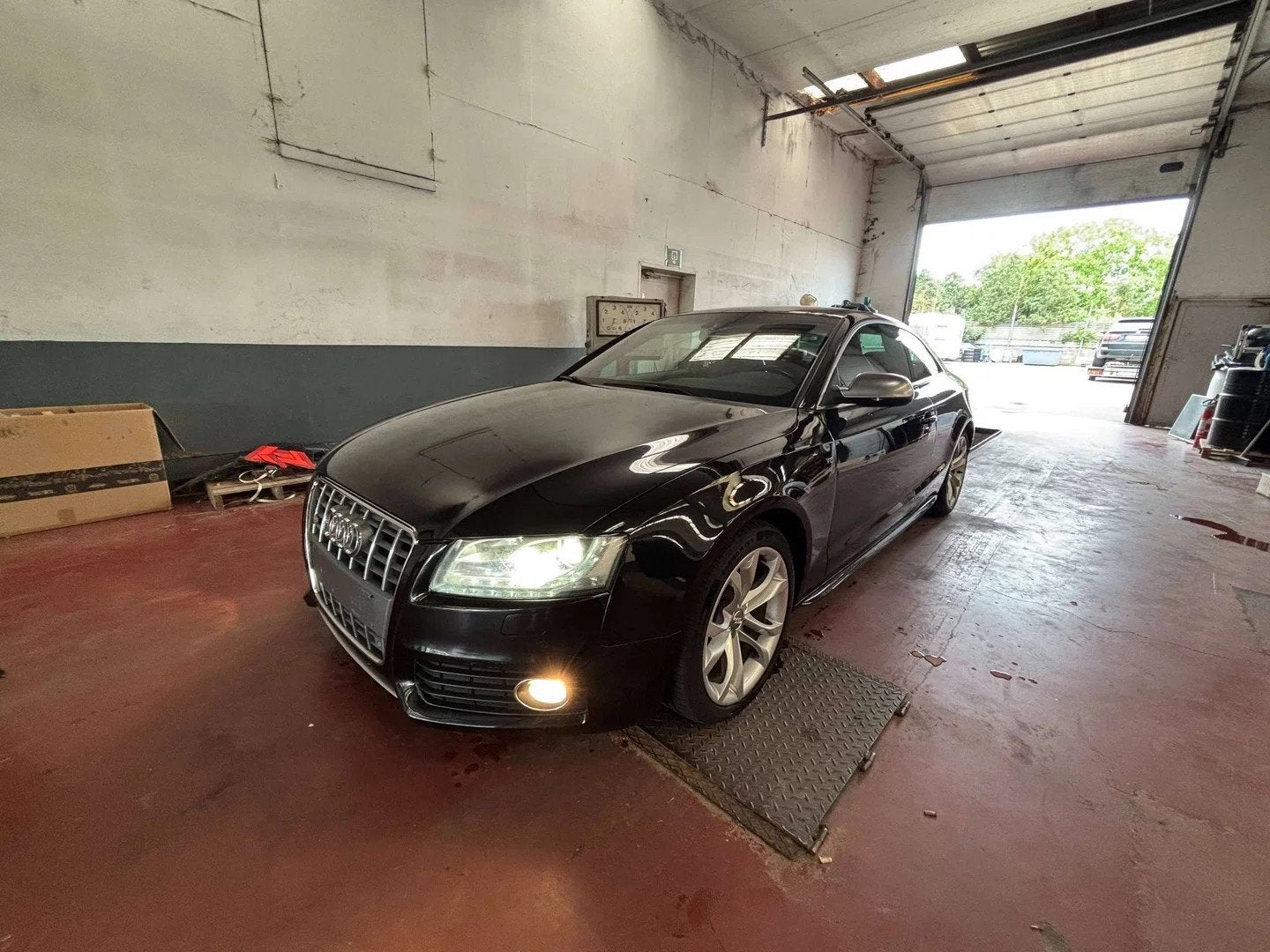 Audi Coupé S5 4.2i V8 FSI Quattro S5 Tiptronic, Autos, Cuir, Achat, Electronic Stability Program (ESP), Noir