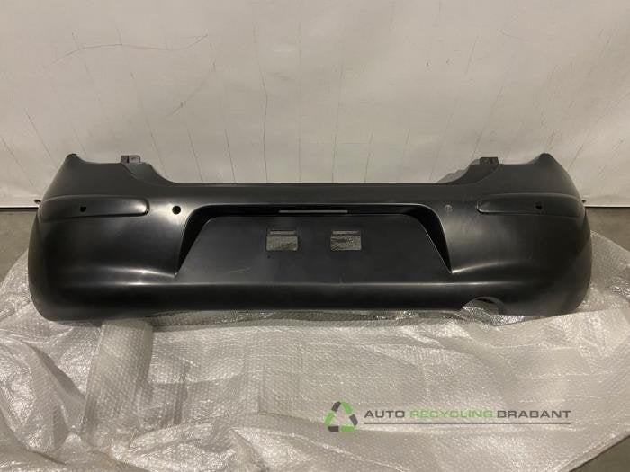 Pare-chocs arrière d'un Nissan Micra, -, 3 mois de garantie, Utilisé, -