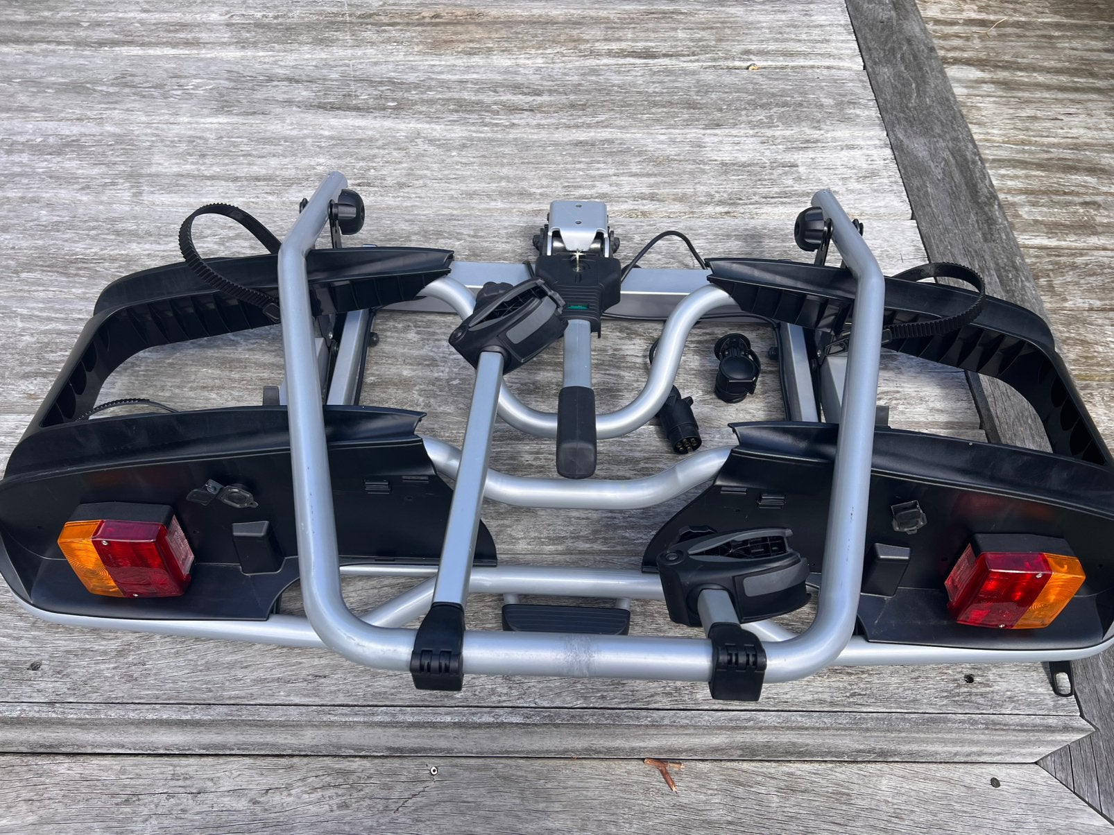 Fietsdrager Thule 916, Ophalen, Zo goed als nieuw, 2 fietsen, Trekhaakdrager