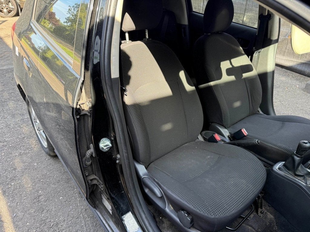 SIEGE AVANT DROIT ( PASSAGER ) Mitsubishi Space Star (A0), Info@mitsubishi-motors.de, MITSUBISHI, Utilisé, Mitsubishi
