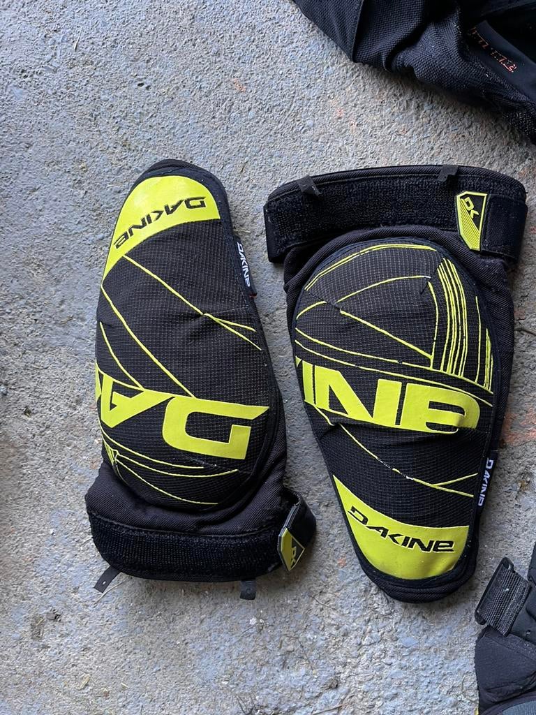 Affaires vtt , vtt descente , enduro, Ophalen, Zo goed als nieuw, Helm