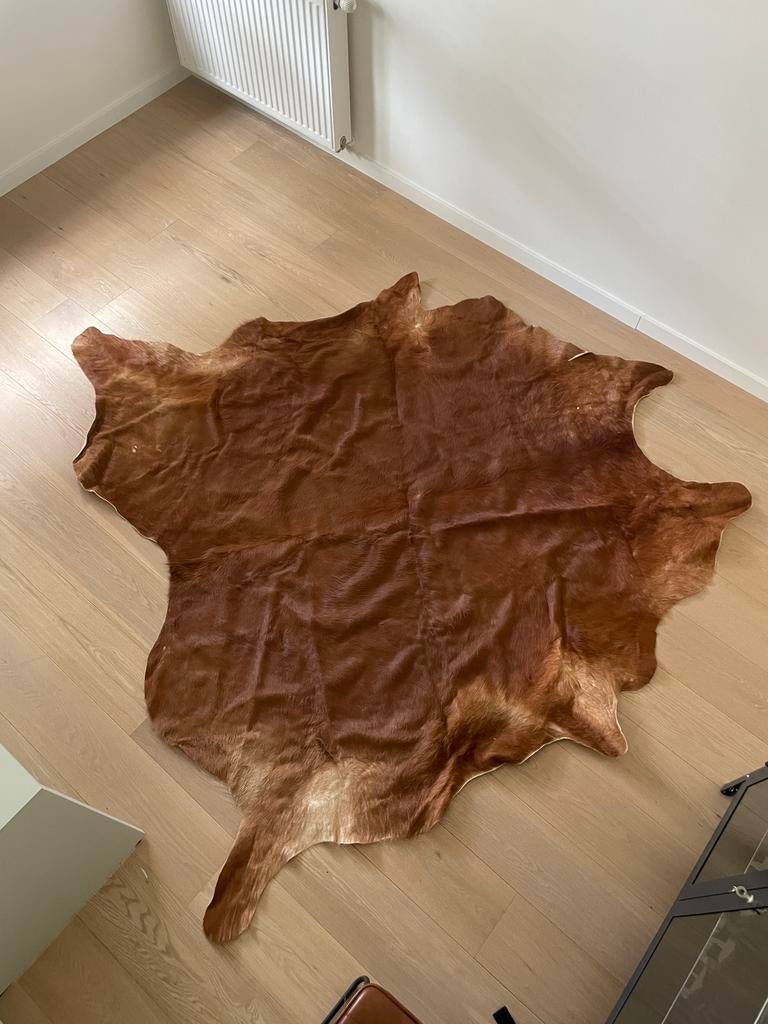 Koldby koeienhuid, bruin, Huis en Inrichting, Ophalen, Zo goed als nieuw, Bruin