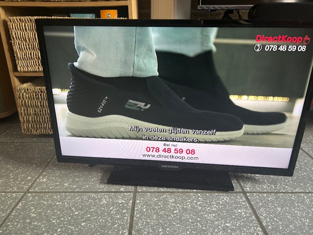 Smart tv medion met dvd speler, Audio, Tv en Foto, Afstandsbedieningen, Ophalen, Gebruikt, Origineel, Tv
