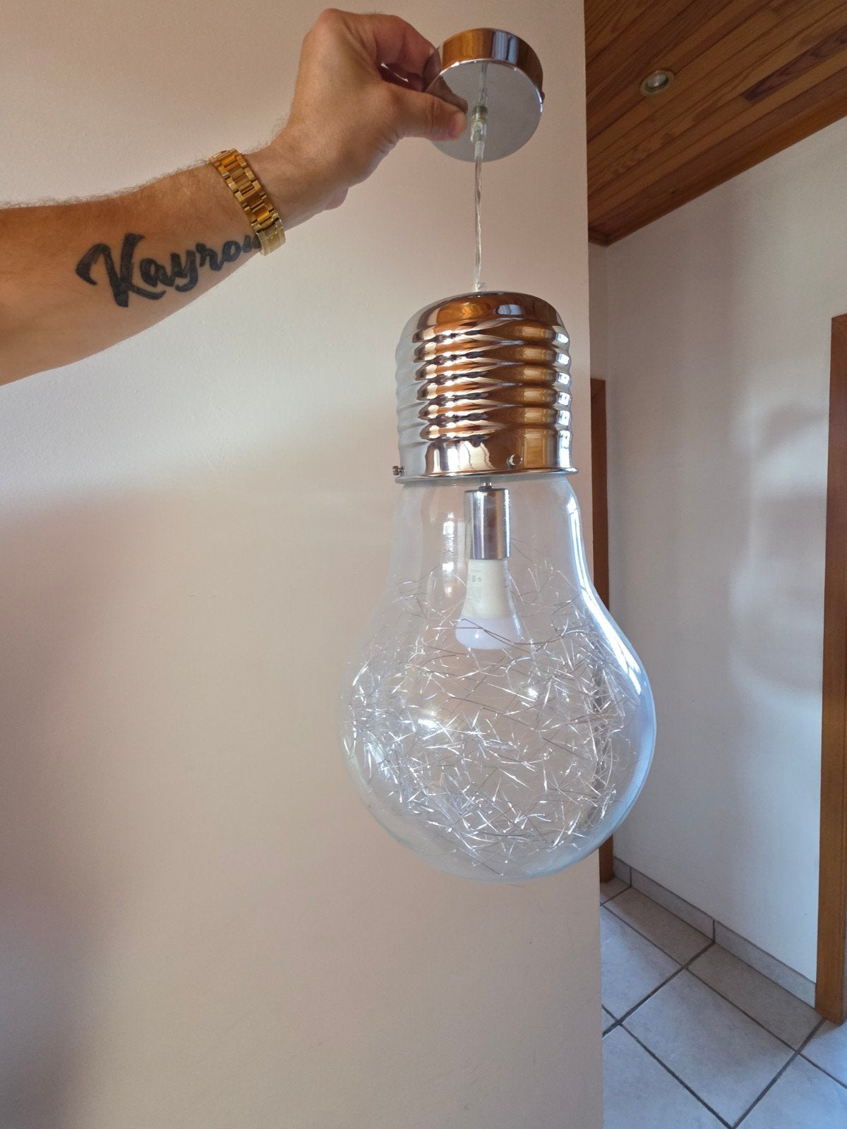 lustre suspension ampoule géante, Enlèvement