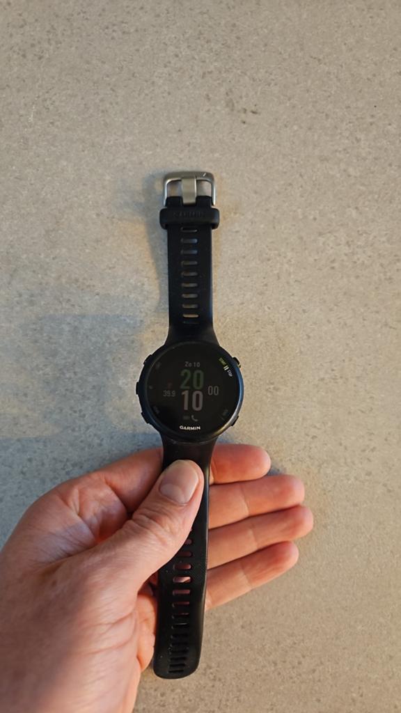 Garmin Forerunner 45, Garmin, Comme neuf, Enlèvement, Avancer d'un pas