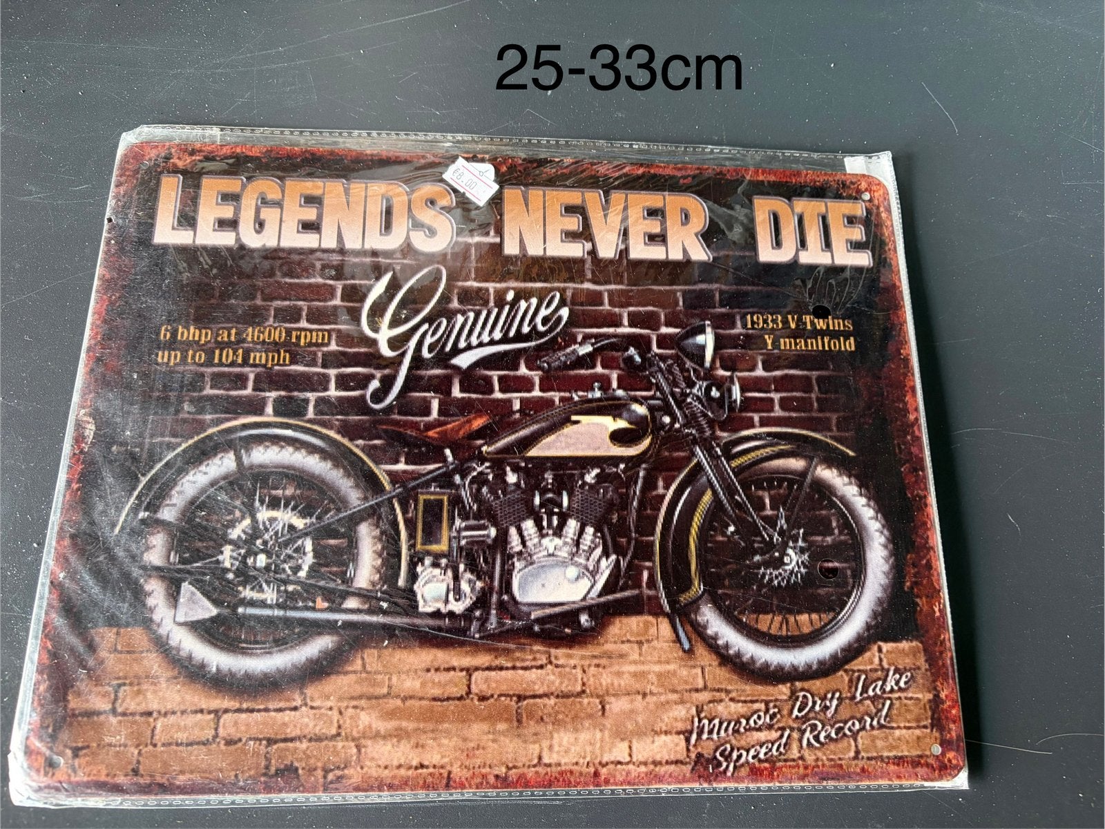 Decoratie ijzer plaat vintage man cave 25-33 cm, Huis en Inrichting, Vintage, Ophalen of Verzenden, Zo goed als nieuw