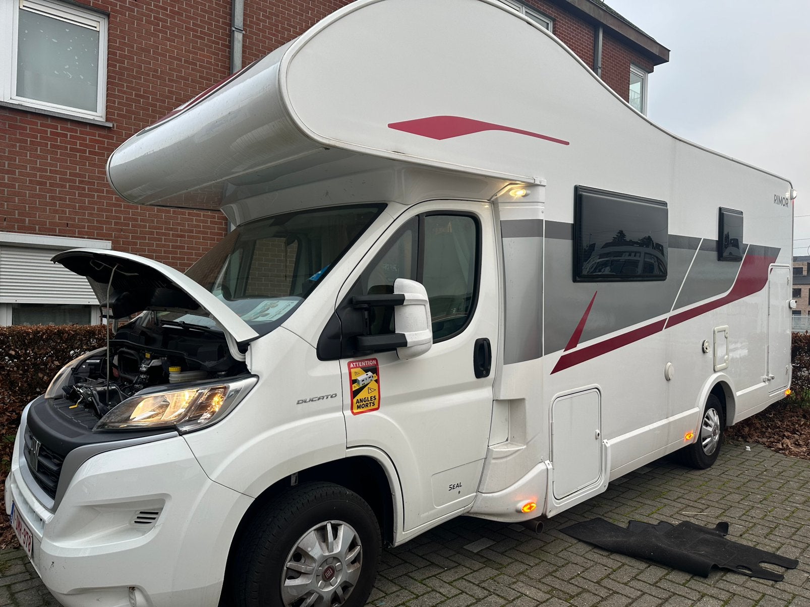 RIMOR SEAL 9 (2022) – 7 Places – 140ch – Tout équipé, Caméra de recul, Particulier, Climatisation, Fiat