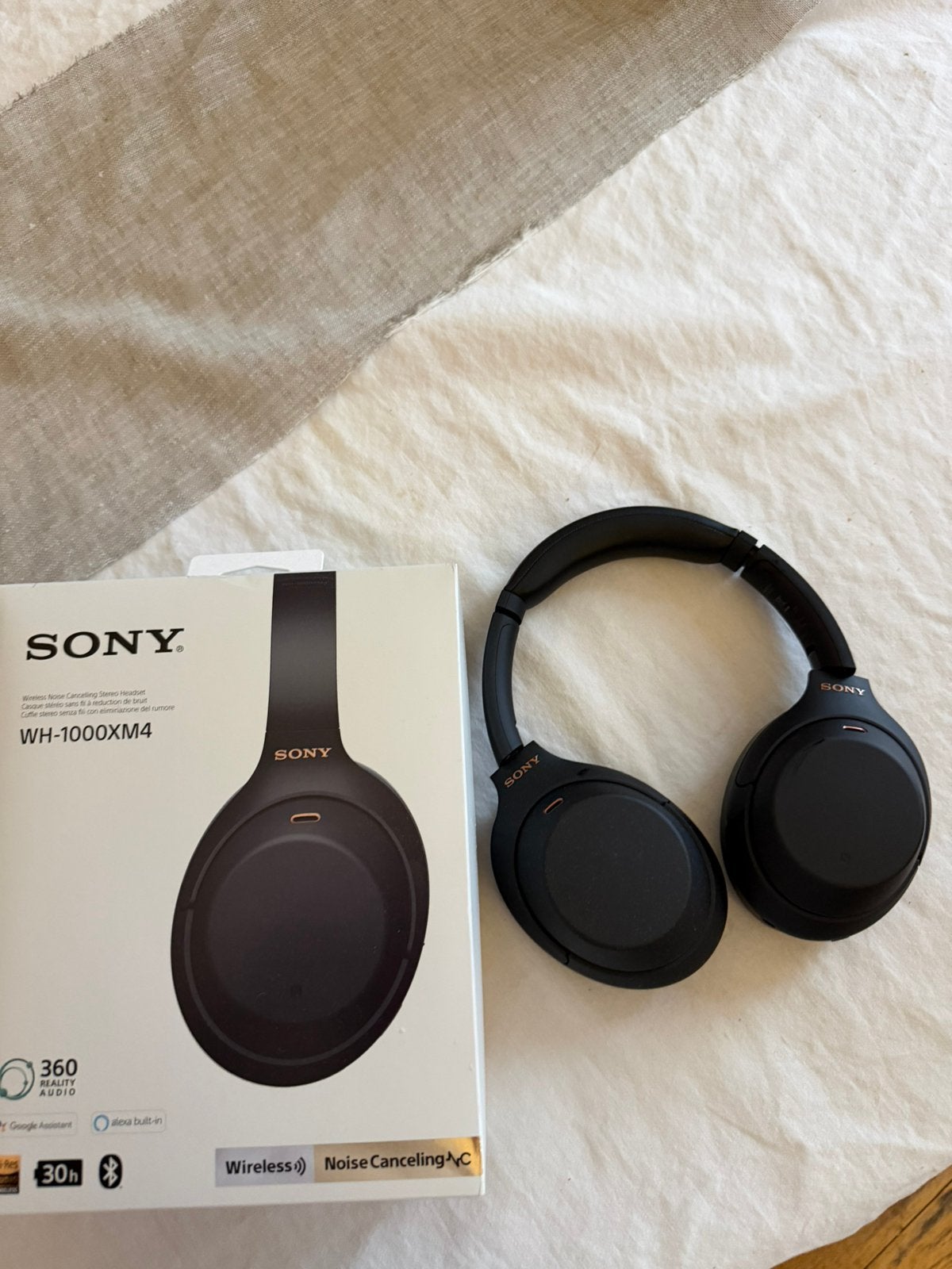 Sony WH1000mx4, TV, Hi-fi & Vidéo, Casques audio, Enlèvement ou Envoi, Comme neuf, Sony