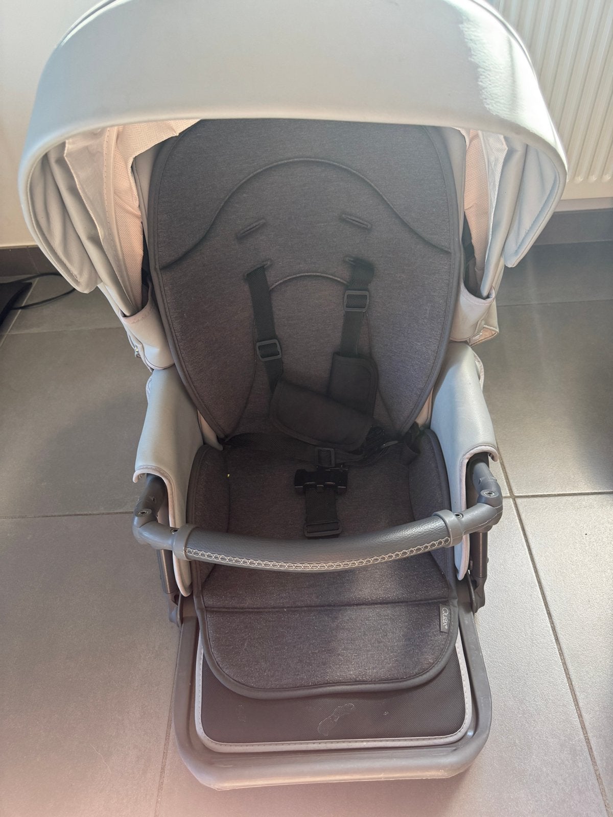 Quax Avenue, Kinderen en Baby's, Ophalen, Zo goed als nieuw, Overige merken, Zonnekap