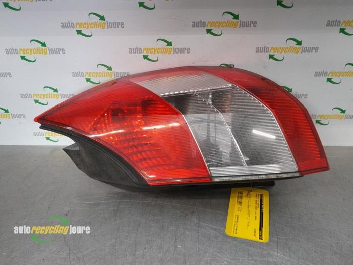 Achterlicht rechts van een Renault Megane Scenic, Gebruikt, -, Renault, -