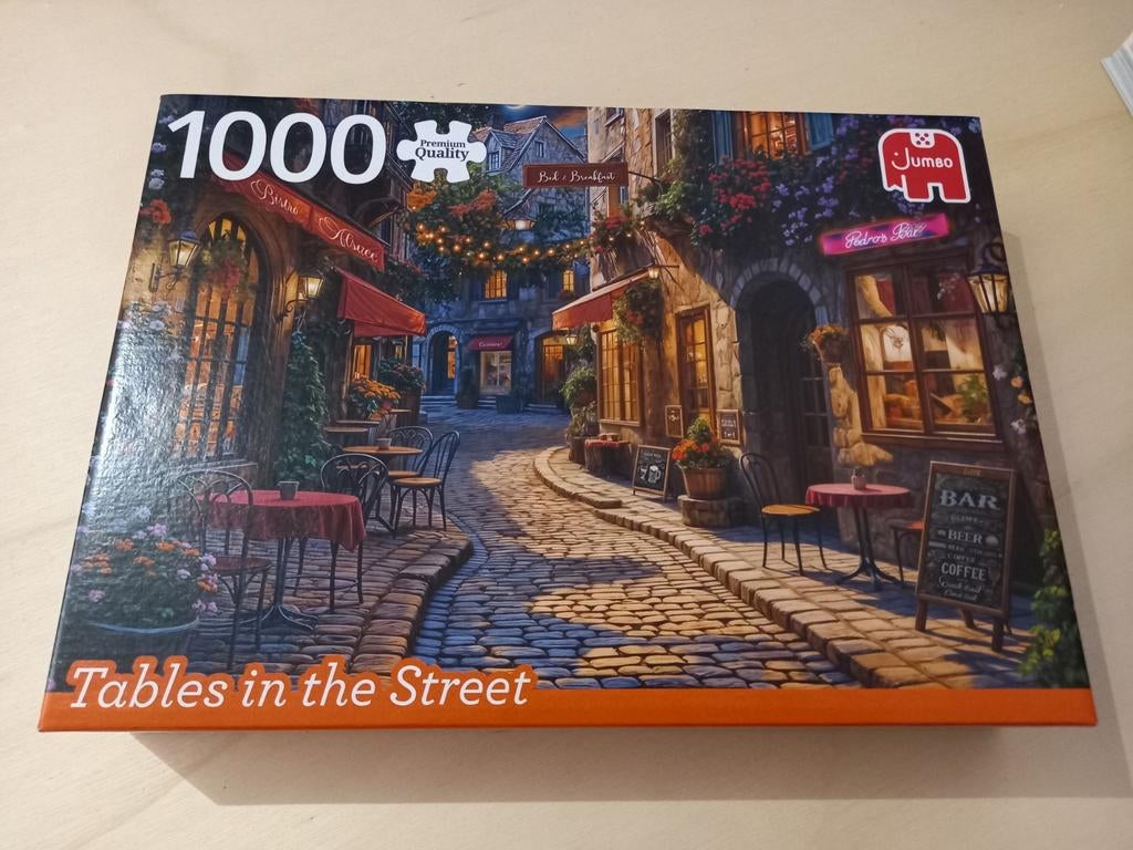 Puzzle Jumbo de 1000 pièces - Street Tables, Hobby & Loisirs créatifs, Sport cérébral & Puzzles, Utilisé, Puzzle, 500 à 1500 pièces