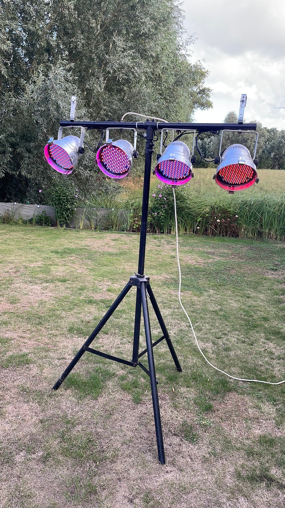 Led spots op t bar en statief 2 stuks, Muziek en Instrumenten, Ophalen, Gebruikt, Licht, Geluidgestuurd