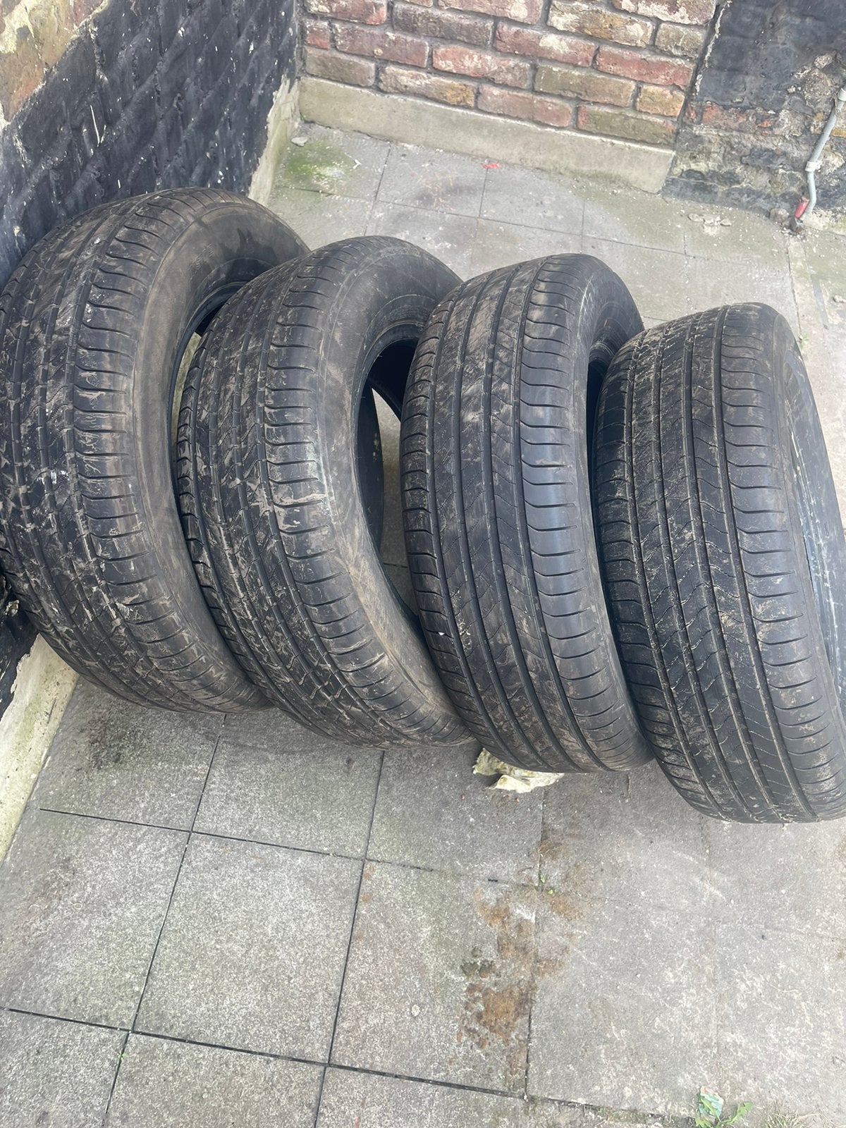 4 Pneu Bridgestone 215/65R16 102H, Enlèvement ou Envoi