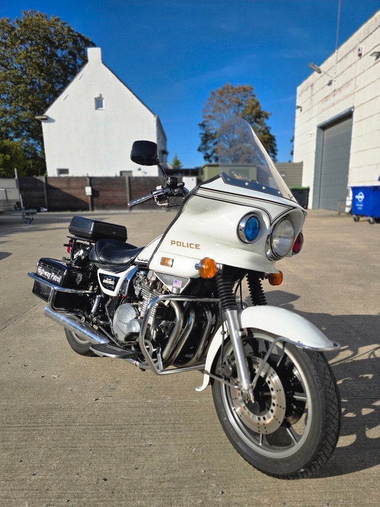 Kawasaki Z1000 Police, Motoren
