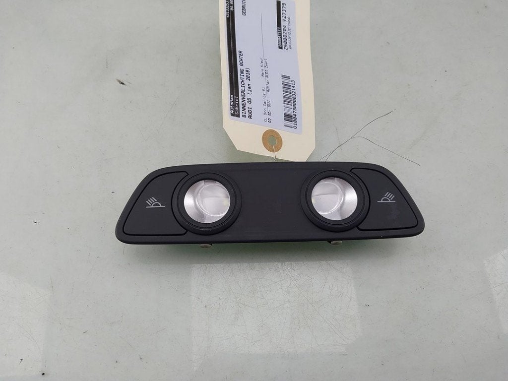BINNENVERLICHTING ACHTER Audi Q5 (FYB / FYG), Info@audi.de, Audi, Audi AG, Gebruikt
