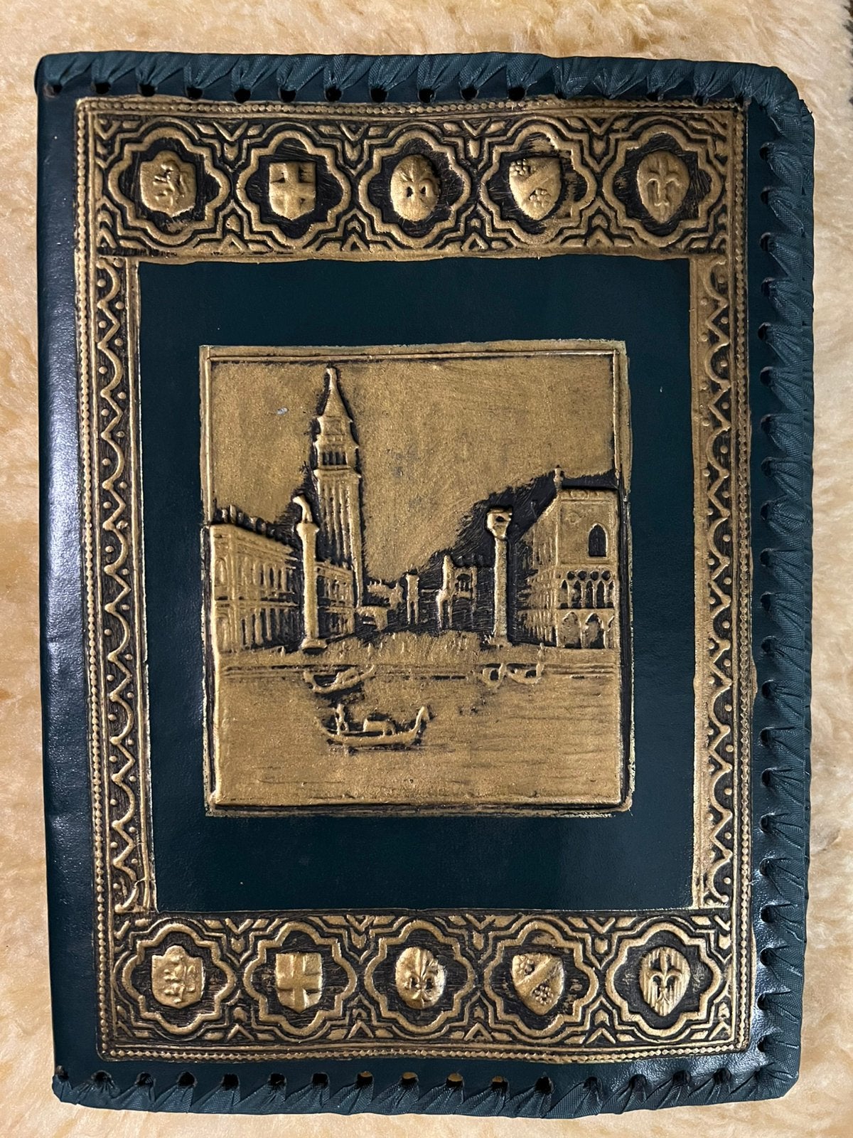 Couverture de livre vintage en cuir italien — Venise, Enlèvement ou Envoi