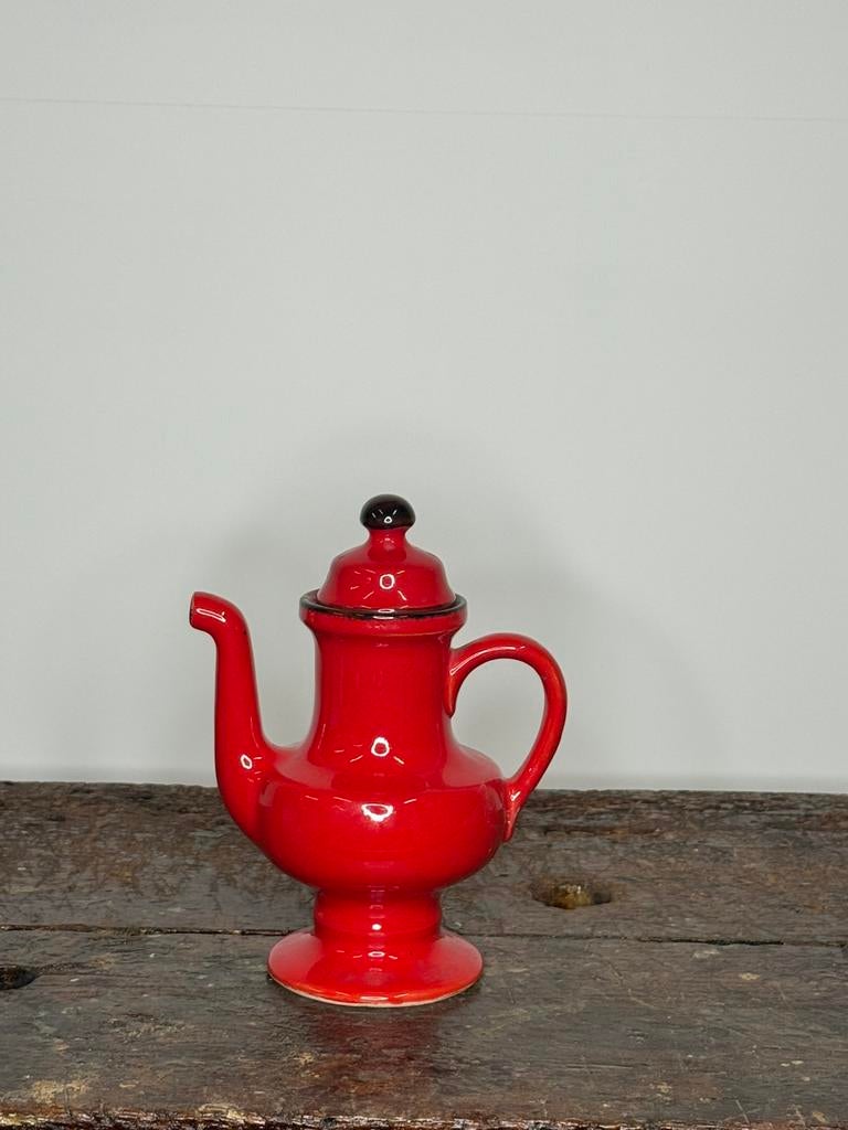 Thee pot-rood-keramiek, Ophalen