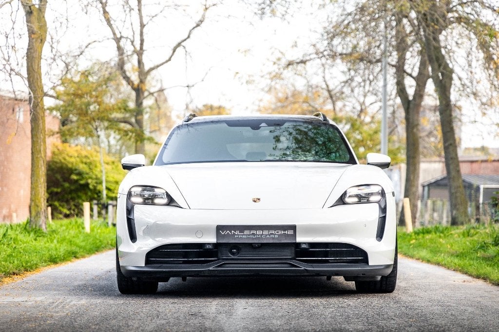 Porsche Taycan 4S Sport Turismo * BOSE * ACC * Pano * Matrix, Auto's, Automaat, Dealer onderhouden, Verwarmde buitenspiegels, Leder