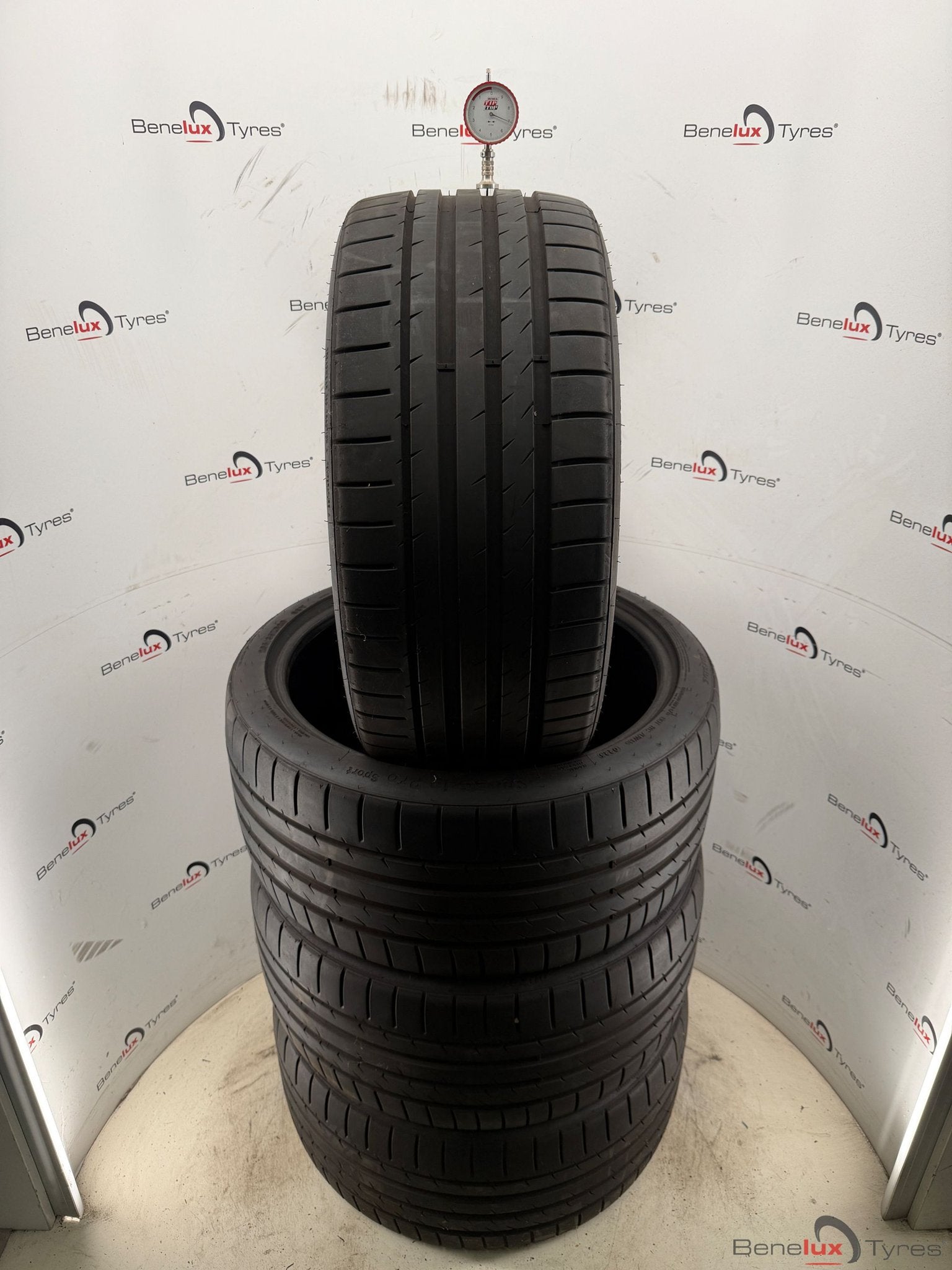 265/35R20 Audi A6 Allroad A7 A8 RSQ3 S7 S8 Ford Mustang AMG, Autos : Pièces & Accessoires, Pneus été, -, Pneu(s), Utilisé