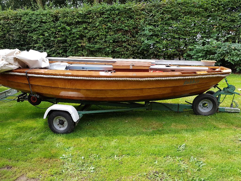 Bateau à voile avec coque en bois, Enlèvement, Comme neuf, Bois