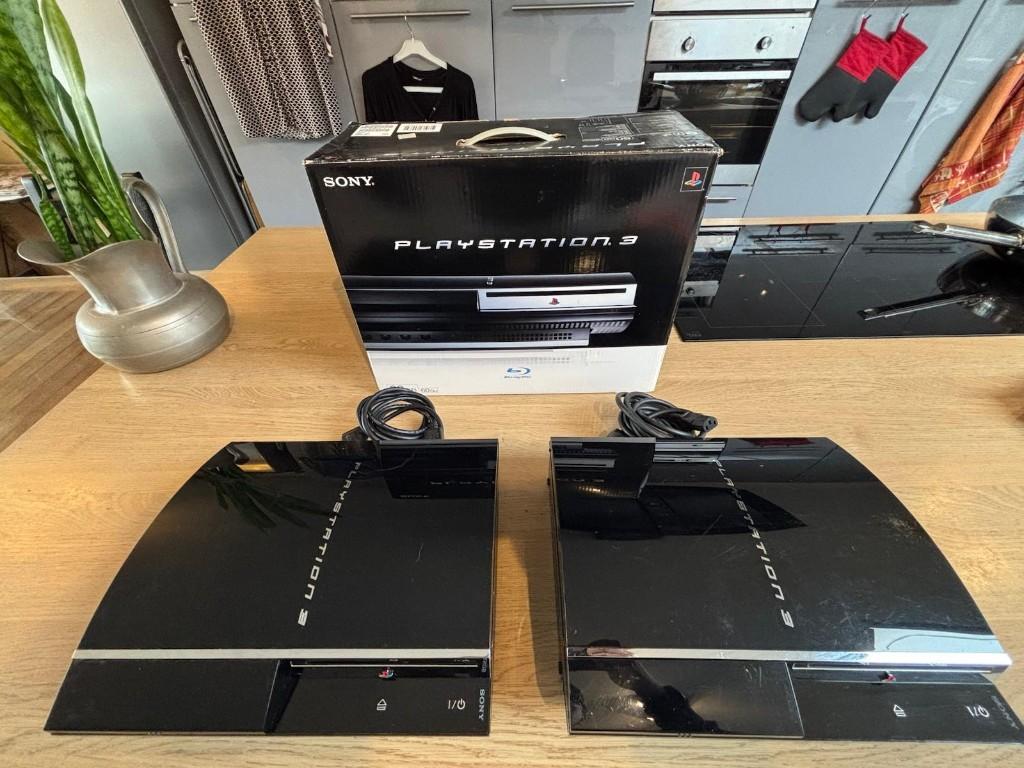 Playstation 3 fat CECHC04 model ps2-compatibility (defect), Ophalen, Phat, Zonder controller, 60 GB