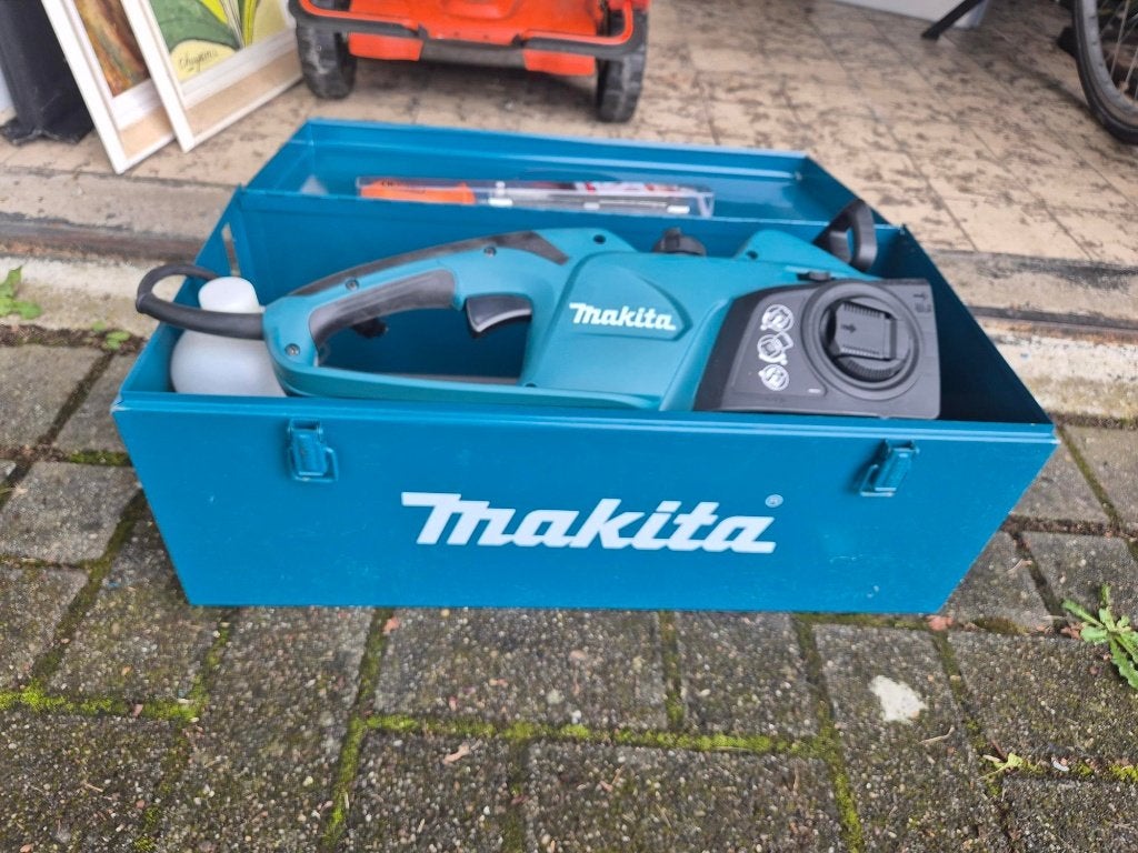 Kettingzaag met toebehoren, 600 à 1200 watts, Tronçonneuse, 30 à 70 mm, Enlèvement