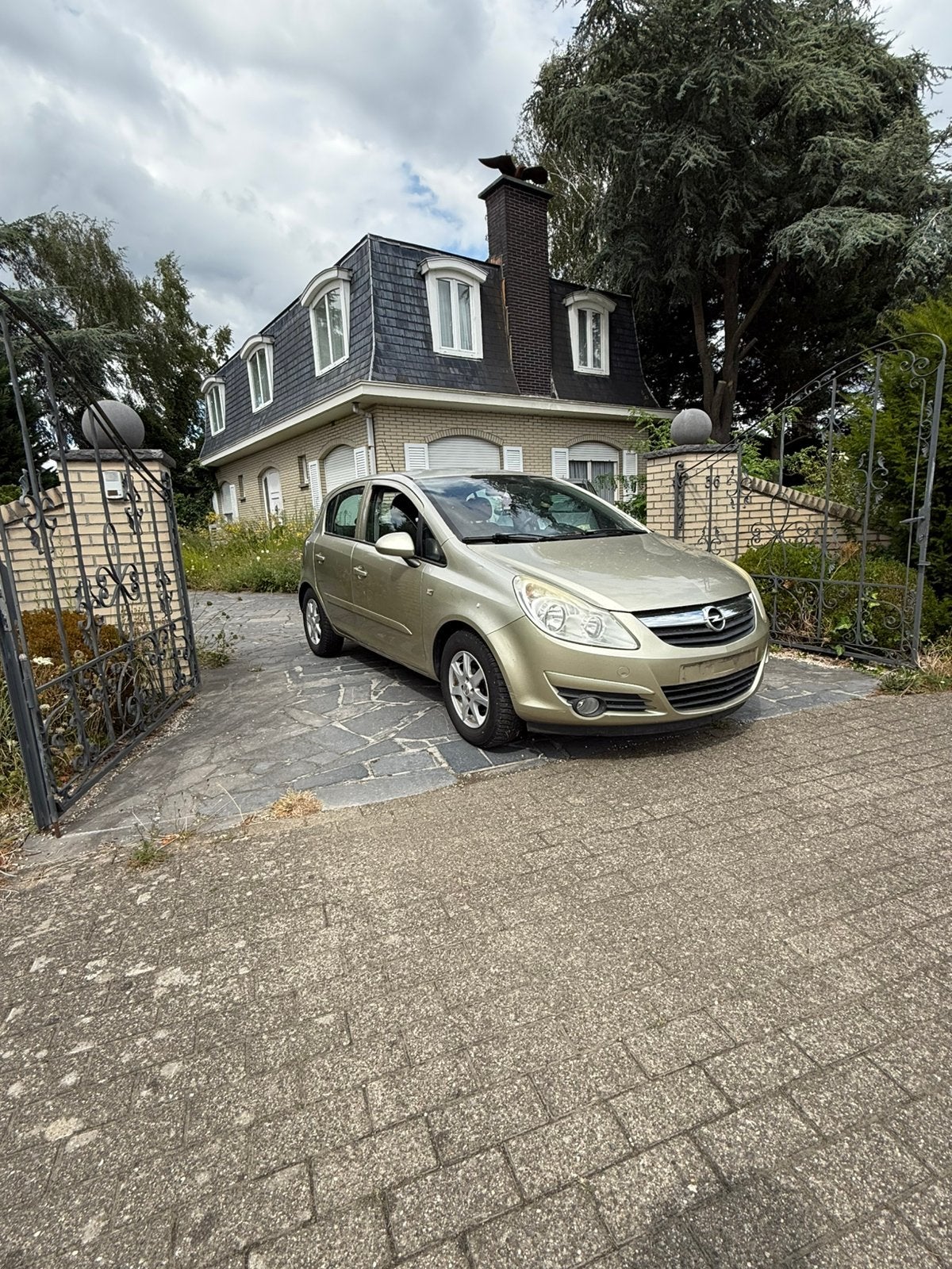 Opel Corsa 2009 1,4 Benzine Airco Goed Onderhouden, Auto's, Dealer onderhouden, Stof, Zwart, Particulier