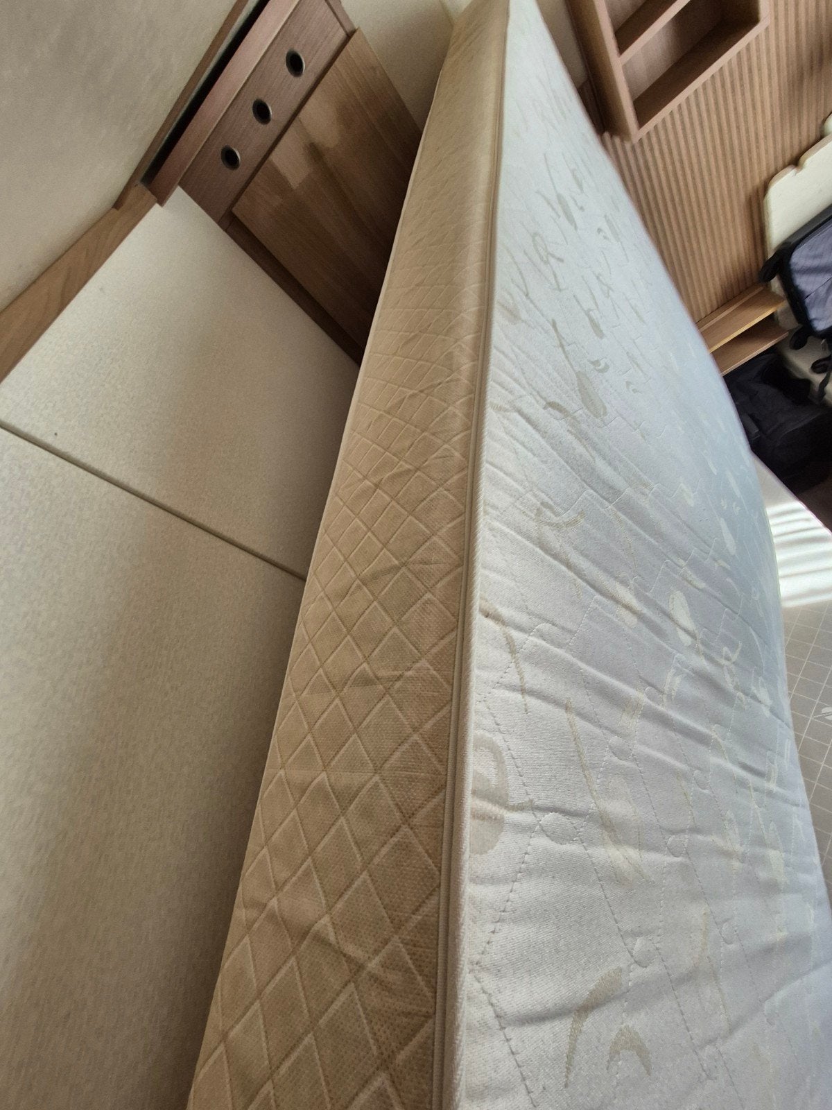 Matelas, Enlèvement